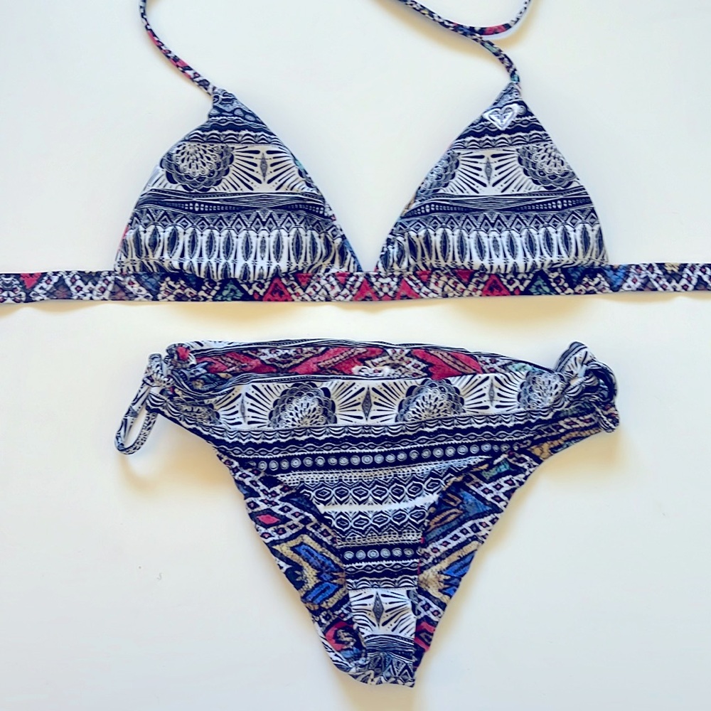 Roxy Bikini (Reversible) - image 1